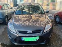 Usado Ford Mondeo Limited 140 CV (102 kW) 2011 Gris / plata Berlina