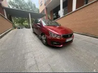 Usado Peugeot 308 Allure 130 CV (95 kW) 2021 Granate Berlina