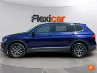 Usado VW Tiguan Life 150 CV (110 kW) 2021 Azul SUV