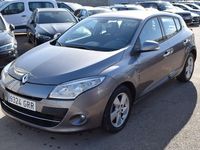 Usado Renault Mégane III 105 CV (77 kW) 2009 Gris