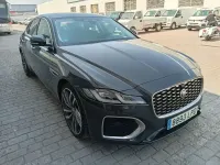 Usado Jaguar XF Sportbrake SE 300 CV (220 kW) 2021 Gris Familiar