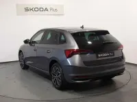 Usado Skoda Scala 115 CV (84 kW) 2026 Gris Utilitario