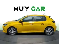 Usado Peugeot 208 Active 102 CV (75 kW) 2020 Amarillo Utilitario