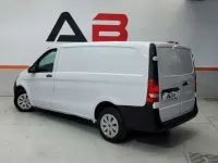 Usado Mercedes Vito 136 CV (100 kW) 2021 Blanco Van