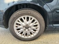Käytetty Volvo S40 Momentum 136 HP (100 kW) 2004 Musta Sedan