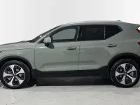 Usado Volvo XC40 Core 163 CV (119 kW) 2024 Verde SUV