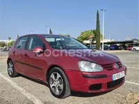 Usado VW Golf IV Sportline 105 CV (77 kW) 2005 Granate Berlina
