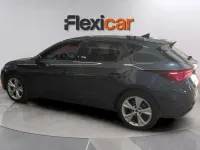 Usado Seat Leon FR 116 CV (85 kW) 2025 Azul Berlina