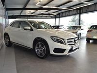 Usado Mercedes GLA220 AMG line 170 CV (125 kW) 2016 Blanco SUV
