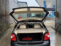 Usado VW Polo Trendline 75 CV (55 kW) 2003 Negro Berlina