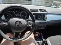 Usado Skoda Fabia Style 90 CV (66 kW) 2017 Azul Berlina