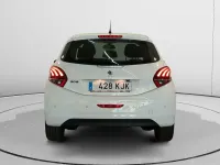 Usado Peugeot 208 Allure 110 CV (80 kW) 2018 Blanco Utilitario