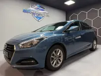 Usado Hyundai i40 115 CV (84 kW) 2018 Azul Berlina