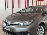 Usado Toyota Auris Hybrid Business Edition 136 CV (100 kW) 2017 Beige Utilitario