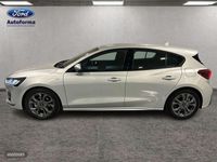 Usado Ford Focus ST-Line 125 CV (91 kW) 2023 Plateado Berlina