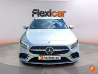 Usado Mercedes A180 109 CV (80 kW) 2018 Gris Utilitario