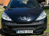 Usado Peugeot 206+ 70 CV (51 kW) 2010 Negro Utilitario
