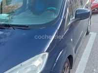 Usado Ford Tourneo Courier Titanium 95 CV (69 kW) 2016 Azul Monovolumen