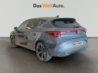 Usado Cupra Leon 150 CV (110 kW) 2025 Gris / plata Berlina