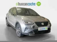 Usado Seat Arona FR 116 CV (85 kW) 2024 Gris/plata SUV