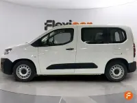 Usado Citroën Berlingo Feel 102 CV (75 kW) 2021 Blanco Monovolumen