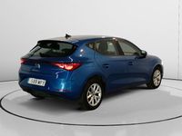 Usado Seat Leon Style 110 CV (80 kW) 2024 Azul Berlina