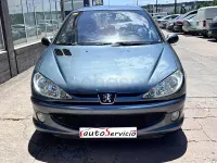 Usado Peugeot 206 70 CV (51 kW) 2006 Azul Berlina