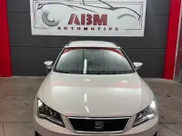Usado Seat Leon Style 130 CV (95 kW) 2019 Blanco Familiar