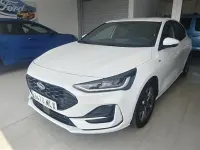 Usado Ford Focus ST-Line 125 CV (91 kW) 2023 Blanco Berlina