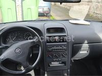 Usado Opel Astra Club 75 CV (55 kW) 2000 Azul Berlina