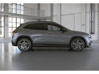 Usado Mercedes GLA200 AMG line 163 CV (119 kW) 2022 Mountaingrau  met. SUV