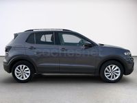 Usado VW T-Cross Advance 95 CV (69 kW) 2022 Gris / plata SUV