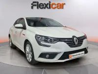 Usado Renault Mégane IV Zen 130 CV (95 kW) 2018 Blanco Berlina