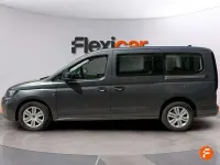 Usado VW Caddy Maxi 122 CV (89 kW) 2024 Gris Monovolumen