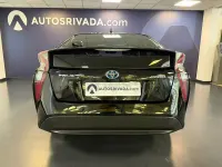 Usado Toyota Prius 122 CV (89 kW) 2018 Negro Utilitario