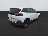 Usado Peugeot 5008 Allure 131 CV (96 kW) 2022 Blanco SUV