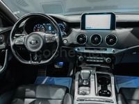 Usado Kia Stinger GT-Line 256 CV (188 kW) 2017 Azul Utilitario