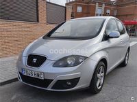 Usado Seat Altea Reference 105 CV (77 kW) 2012 Gris / plata Monovolumen