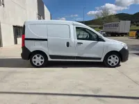 Usado Dacia Dokker Essentiel 100 CV (73 kW) 2019 Blanco Monovolumen