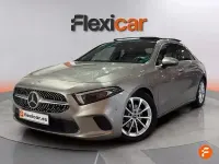 Usado Mercedes A180 116 CV (85 kW) 2020 Gris Berlina