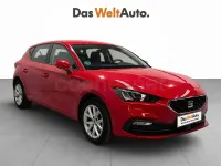 Usado Seat Leon Style 130 CV (95 kW) 2023 Rojo Berlina