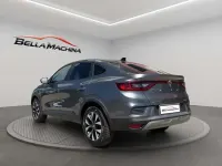Usado Renault Arkana Intens 145 CV (106 kW) 2022 Gris SUV