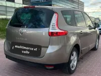 Usado Renault Scenic E-Tech 131 CV (96 kW) 2011 Marrón Monovolumen