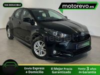 Usado Toyota Yaris Hybrid Active 116 CV (85 kW) 2022 Negro Berlina