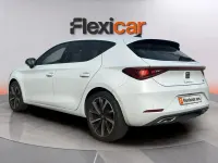 Usado Seat Leon Style 130 CV (95 kW) 2022 Blanco Berlina