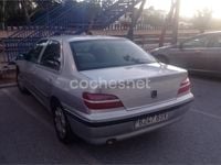 Usado Peugeot 406 90 CV (66 kW) 2002 Gris / plata Berlina