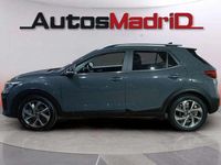 Usado Kia Stonic GT-Line 121 CV (88 kW) 2021 Gris / plata SUV