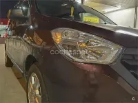 Używany Dacia Dokker 90 KM (66 kW) 2019 Brązowy Minivan