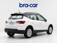Usado Seat Arona Style 110 CV (80 kW) 2021 Blanco SUV