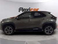 Usado Toyota Yaris Style 116 CV (85 kW) 2022 Verde Utilitario